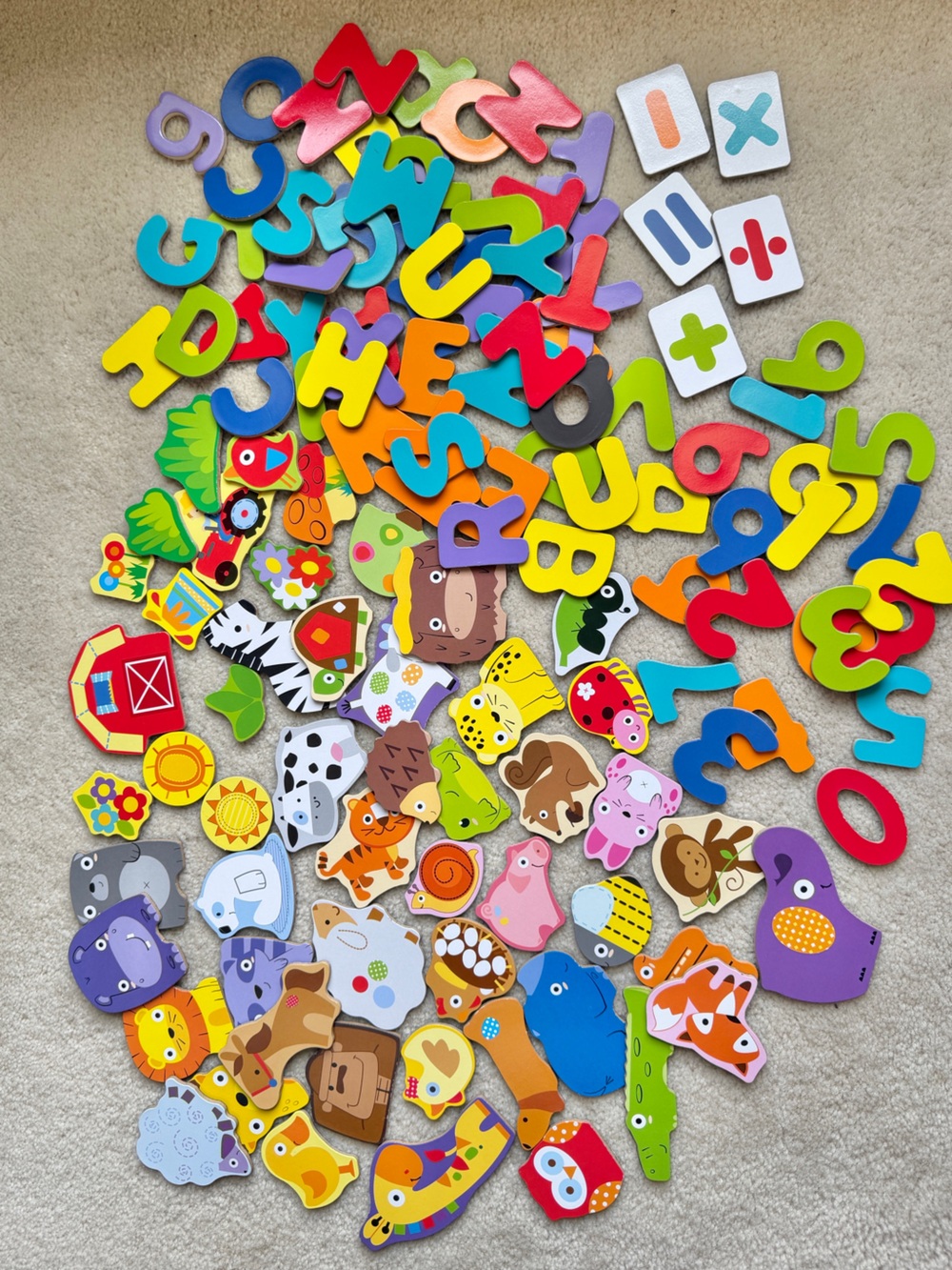 Melissa & Doug Magnets Lot of 130+  Animals, Numbers, Letters, Plants